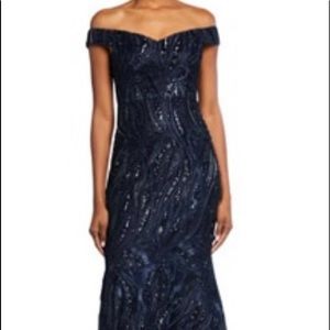 Maxi dress size 6 off shoulder